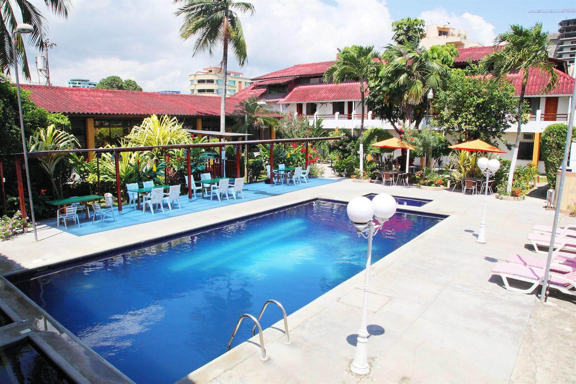 Hotel Puerto Ballesta ตอนซูปา ภายนอก รูปภาพ